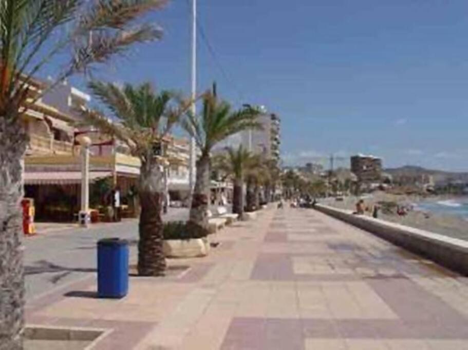 Beachside Apartment In The Centre Of El Campello Exterior foto